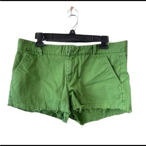 Uniqlo Green Women's Chino Cut-off Shorts